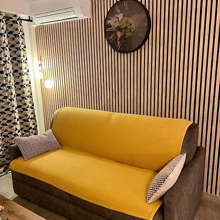 Studio Climatise, Cosy Et Calme Au Centre Ville Antibes Exterior foto